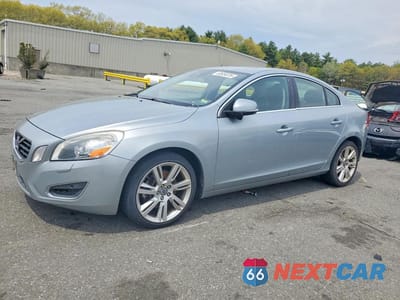 2011 VOLVO S60 T6 YV1902FH2B2007677 - główne zdjęcie licytacji z USA - miniatura