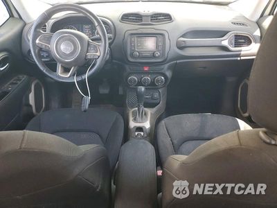 Zdjęcie 8 z 12 samochodu: 2015 JEEP RENEGADE LATITUDE VIN:ZACCJABT3FPC22235 - miniatura