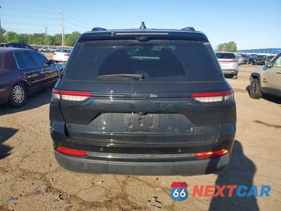 Zdjęcie 6 z 13 samochodu: 2024 JEEP GRAND CHEROKEE LIMITED VIN:1C4RJHBG6RC121446 - miniatura