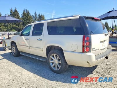 Drugie zdjęcie samochodu z przodu: 2011 GMC YUKON XL DENALI VIN:1GKS2MEF8BR382742 - miniatura