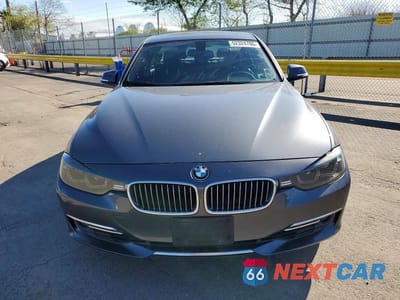 Piąte zdjęcie samochodu w środku: 2013 BMW 328 XI SULEV VIN:WBA3B5C52DF594442 - miniatura