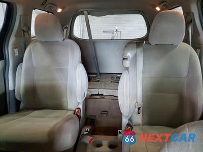 Zdjęcie 10 z 13 samochodu: 2015 TOYOTA SIENNA LE VIN:5TDKK3DC2FS689053 - miniatura