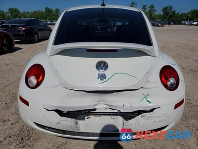 Zdjęcie 6 z 13 samochodu: 2010 VOLKSWAGEN NEW BEETLE VIN:3VWPW3AG5AM028835 - miniatura