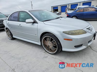 Czwarte zdjęcie samochodu z boku: 2004 MAZDA 6 S VIN:1YVHP84D945N87425 - miniatura