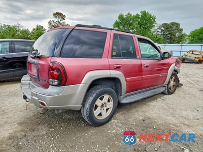 Trzecie zdjęcie samochodu z tyłu: 2002 CHEVROLET TRAILBLAZER XL VIN:1GNDS13S422236065 - miniatura