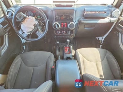 Zdjęcie 8 z 13 samochodu: 2015 JEEP WRANGLER UNLIMITED RUBICON VIN:1C4BJWFG4FL769010 - miniatura