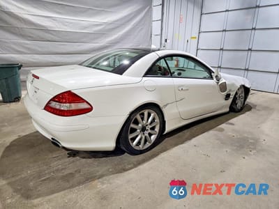 Trzecie zdjęcie samochodu z tyłu: 2007 MERCEDES-BENZ SL 550 VIN:WDBSK71F67F126528 - miniatura