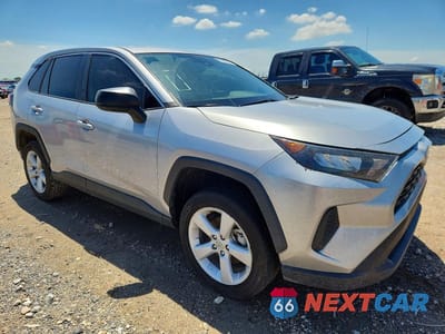 Czwarte zdjęcie samochodu z boku: 2022 TOYOTA RAV4 LE VIN:2T3H1RFV2NC209882 - miniatura