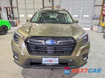 Piąte zdjęcie samochodu w środku: 2022 SUBARU FORESTER LIMITED VIN:JF2SKAPC0NH516216 - miniatura