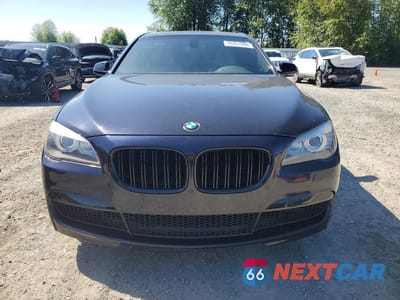 Piąte zdjęcie samochodu w środku: 2011 BMW 740 I VIN:WBAKA4C52BC392093 - miniatura