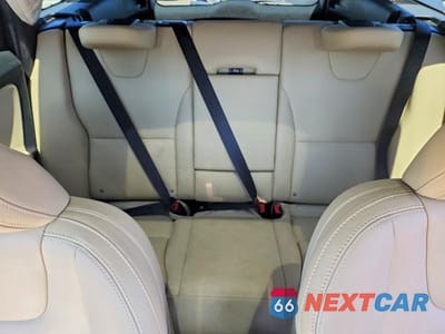 Zdjęcie 10 z 13 samochodu: 2016 VOLVO XC60 T6 PLATINUM VIN:YV449MRM2G2888766 - miniatura