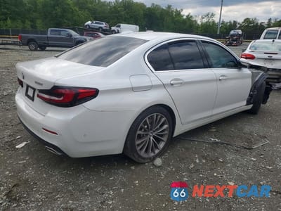Trzecie zdjęcie samochodu z tyłu: 2021 BMW 530 I VIN:WBA53BH08MWX04671 - miniatura