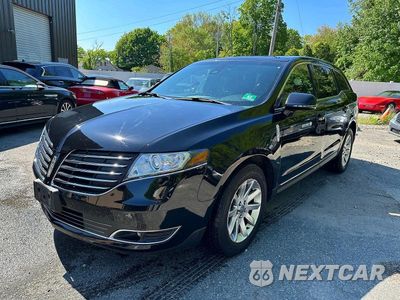 Drugie zdjęcie samochodu z przodu: 2018 LINCOLN TOWNHOUSE MKT VIN:2LMHJ5NK7JBL02473 - miniatura
