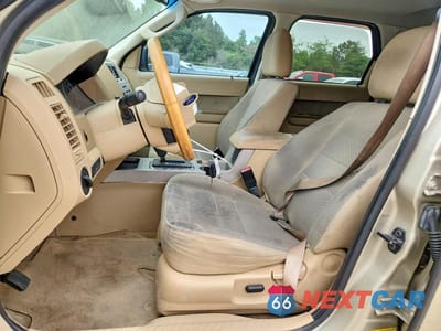 Zdjęcie 7 z 13 samochodu: 2011 FORD ESCAPE XLT VIN:1FMCU0DG2BKC16492 - miniatura