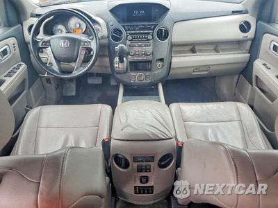 Zdjęcie 8 z 13 samochodu: 2013 HONDA PILOT TOURING VIN:5FNYF3H93DB023530 - miniatura