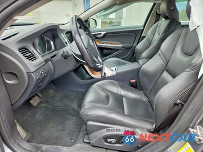 Zdjęcie 7 z 12 samochodu: 2016 VOLVO S60 PLATINUM VIN:LYV612TM1GB107718 - miniatura
