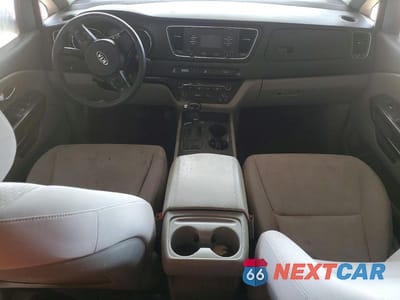 Zdjęcie 8 z 13 samochodu: 2016 KIA SEDONA LX VIN:KNDMB5C12G6098677 - miniatura