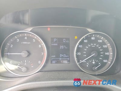 Zdjęcie 9 z 12 samochodu: 2017 HYUNDAI ELANTRA SE VIN:KMHD74LF7HU067909 - miniatura