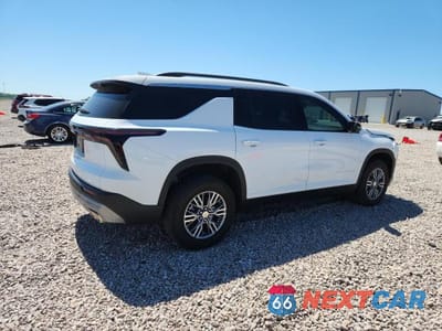 Trzecie zdjęcie samochodu z tyłu: 2026 CHEVROLET TRAVERSE LT VIN:1GNERGKS4TJ177742 - miniatura