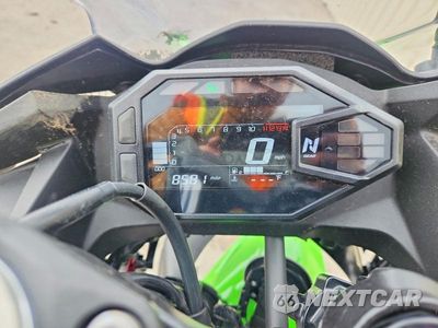 Zdjęcie 7 z 9 samochodu: 2025 KAWASAKI EX500 H VIN:ML5EXGH11SDA56819 - miniatura