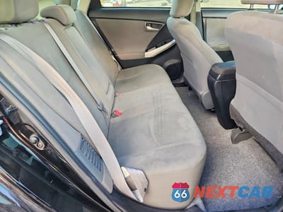 Zdjęcie 10 z 12 samochodu: 2015 TOYOTA PRIUS TWO VIN:JTDKN3DU3F0423270 - miniatura