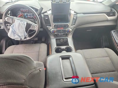 Zdjęcie 8 z 13 samochodu: 2017 CHEVROLET SUBURBAN K1500 LS VIN:1GNSKGKC8HR261832 - miniatura