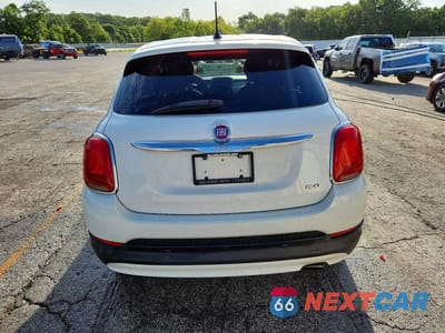 Zdjęcie 6 z 13 samochodu: 2016 FIAT 500X EASY VIN:ZFBCFYBT0GP333463 - miniatura
