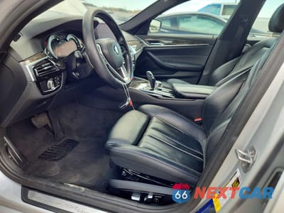Zdjęcie 7 z 12 samochodu: 2019 BMW 530 I VIN:WBAJA5C56KG900673 - miniatura