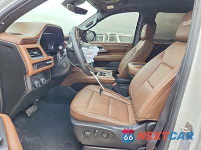 Zdjęcie 7 z 13 samochodu: 2024 CHEVROLET SUBURBAN K1500 HIGH COUNTRY VIN:1GNSKGKT8RR330908 - miniatura