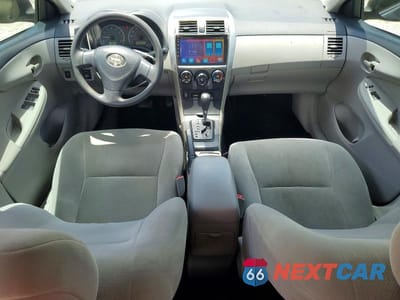 Zdjęcie 8 z 12 samochodu: 2012 TOYOTA COROLLA L VIN:2T1BU4EE4CC839328 - miniatura