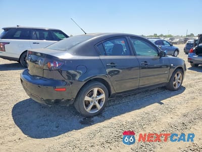 Trzecie zdjęcie samochodu z tyłu: 2005 MAZDA 3 S VIN:JM1BK323251330395 - miniatura