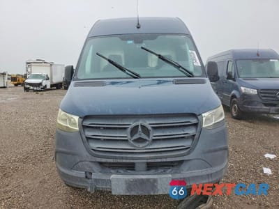 Piąte zdjęcie samochodu w środku: 2019 MERCEDES-BENZ SPRINTER 2500 VIN:WD4PF1CD1KP116020 - miniatura
