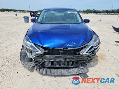 Piąte zdjęcie samochodu w środku: 2019 NISSAN SENTRA SV VIN:3N1AB7AP0KY454022 - miniatura