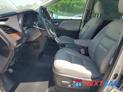 Zdjęcie 7 z 13 samochodu: 2017 TOYOTA SIENNA LIMITED PREMIUM 7-PASSENGER VIN:5TDYZ3DC2HS824282 - miniatura