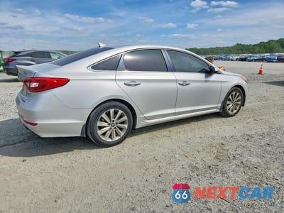 Trzecie zdjęcie samochodu z tyłu: 2017 HYUNDAI SONATA SPORT VIN:5NPE34AF5HH591173 - miniatura