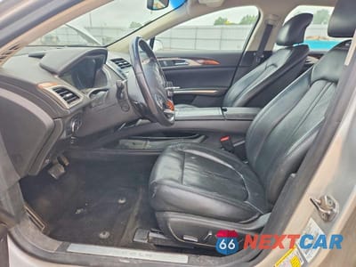 Zdjęcie 7 z 12 samochodu: 2013 LINCOLN MKZ VIN:3LN6L2GK4DR825819 - miniatura