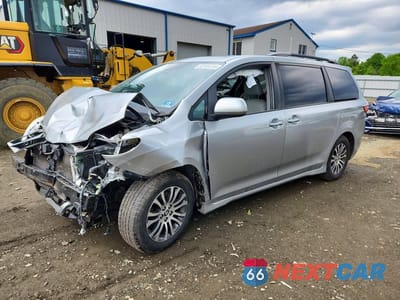 2019 TOYOTA SIENNA XLE 8-PASSENGER 5TDYZ3DC0KS996799 - główne zdjęcie licytacji z USA - miniatura
