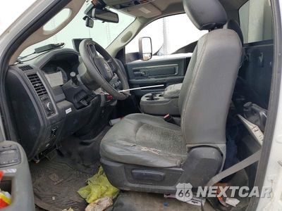 Zdjęcie 7 z 14 samochodu: 2014 RAM 5500 - BUCKET TRUCK VIN:3C7WRMDL3EG180866 - miniatura