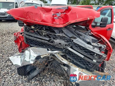 Zdjęcie 11 z 13 samochodu: 2014 CHEVROLET SILVERADO K2500 HEAVY DUTY VIN:1GC1KVCG7EF137641 - miniatura