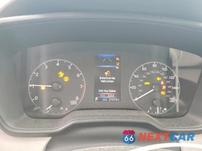 Zdjęcie 9 z 12 samochodu: 2024 TOYOTA COROLLA LE VIN:5YFB4MDE7RP091880 - miniatura
