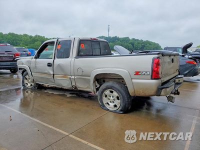 Drugie zdjęcie samochodu z przodu: 2004 CHEVROLET SILVERADO K1500 VIN:1GCEK19T74E172148 - miniatura