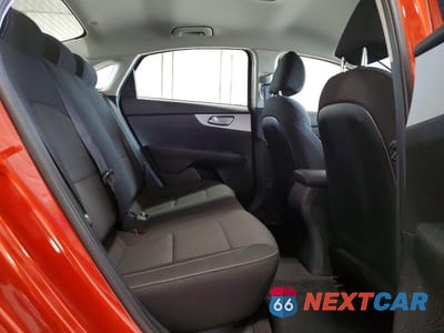 Zdjęcie 10 z 12 samochodu: 2022 KIA FORTE LXS VIN:3KPF24AD8NE494958 - miniatura