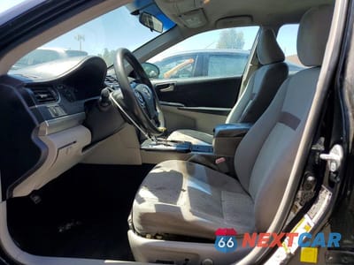 Zdjęcie 7 z 12 samochodu: 2012 TOYOTA CAMRY VIN:4T4BF1FKXCR200078 - miniatura
