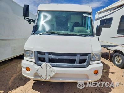 Piąte zdjęcie samochodu w środku: 2015 ISUZU NPR STEP VAN VIN:JALB4T174F7W00013 - miniatura