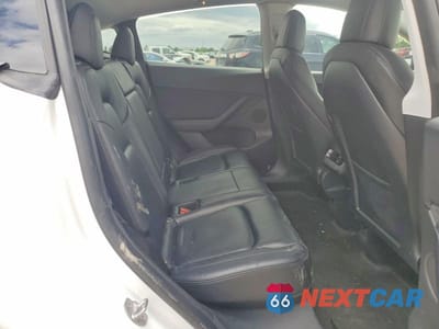 Zdjęcie 10 z 12 samochodu: 2022 TESLA MODEL Y VIN:7SAYGDEF4NF345479 - miniatura