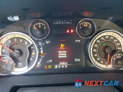 Zdjęcie 9 z 12 samochodu: 2018 RAM 1500 LARAMIE VIN:1C6RR7NM4JS248007 - miniatura