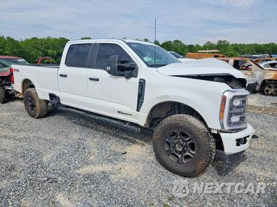 Czwarte zdjęcie samochodu z boku: 2023 FORD F250 SUPER DUTY VIN:1FT8W2BT1PEC47965 - miniatura