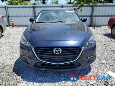 Piąte zdjęcie samochodu w środku: 2018 MAZDA 3 SPORT VIN:3MZBN1K77JM221486 - miniatura