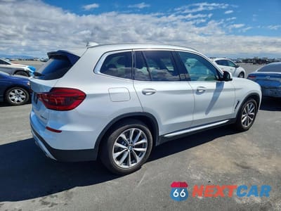 Trzecie zdjęcie samochodu z tyłu: 2019 BMW X3 SDRIVE30I VIN:5UXTR7C53KLR51330 - miniatura