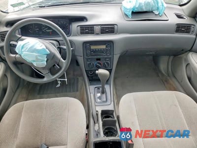 Zdjęcie 8 z 12 samochodu: 2001 TOYOTA CAMRY LE VIN:4T1BG22K01U031771 - miniatura